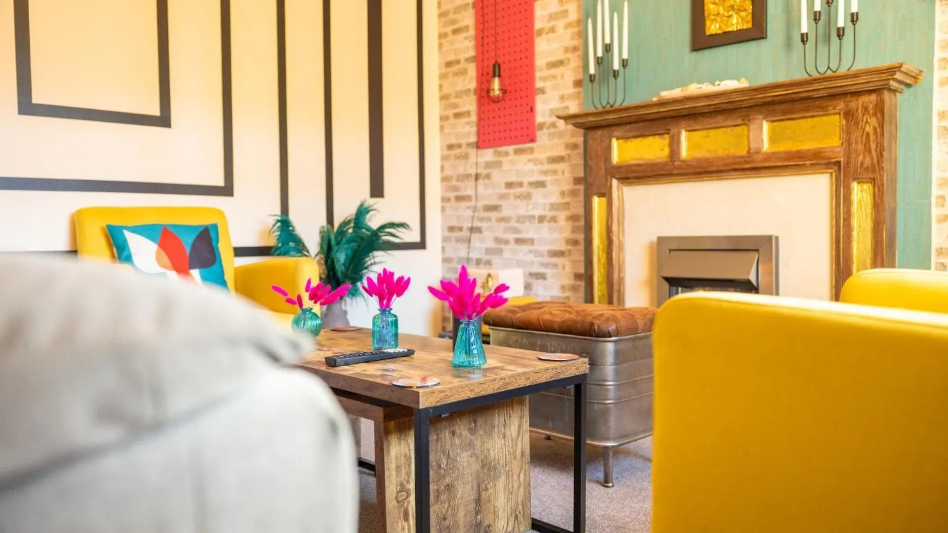 Kingsholm Sunnyvibes 2 Bedrooms Free Parking 3 Plus Nights Deal Gloucester 0*,  United Kingdom